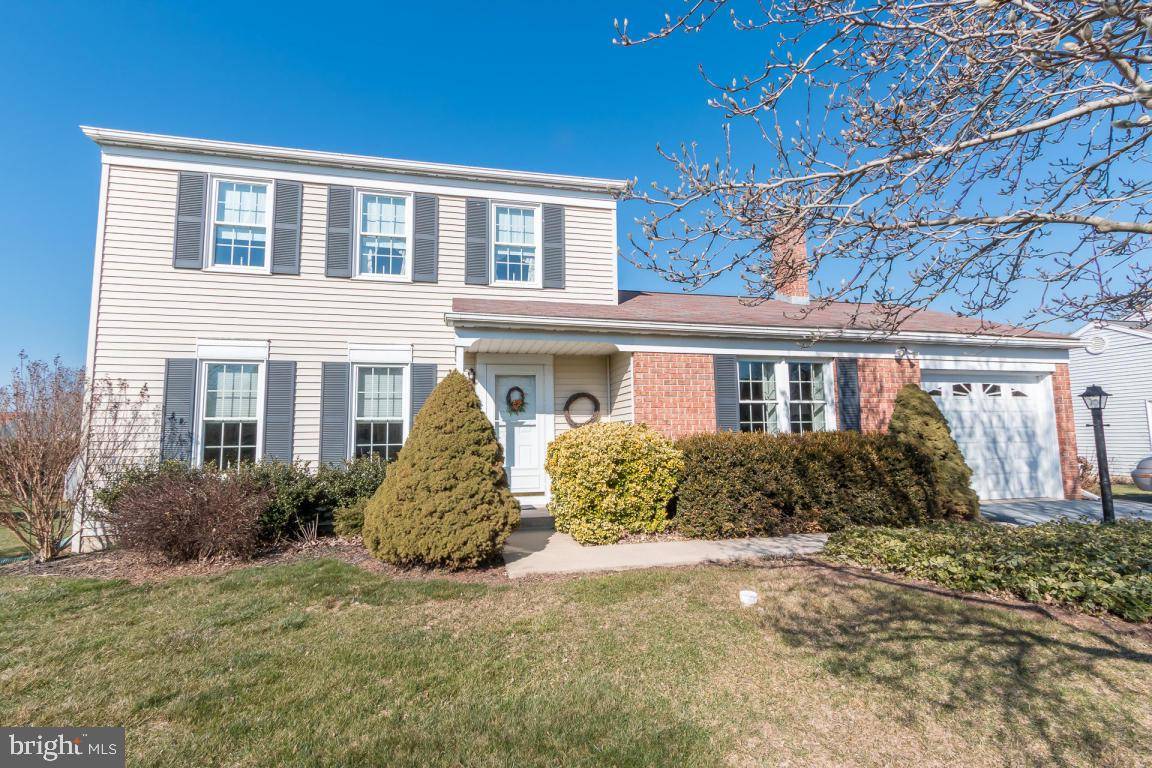 Lancaster, PA 17602,2439 CYPRESS DR