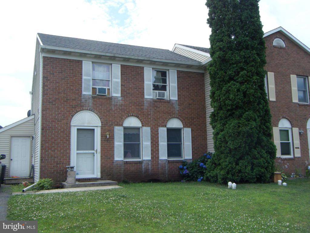 Marietta, PA 17547,18 THORNAPPLE DR