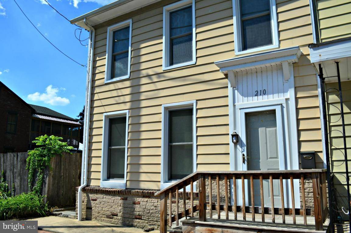 Marietta, PA 17547,210 E FRONT ST