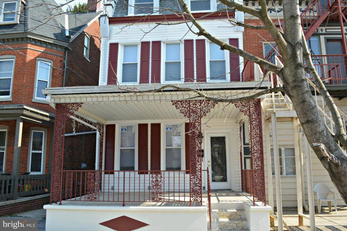 Columbia, PA 17512,804 WALNUT ST