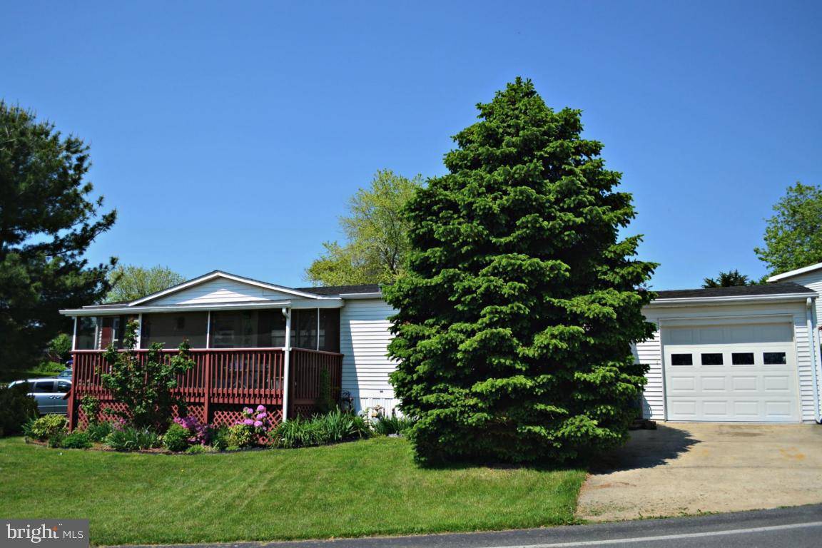 Lancaster, PA 17603,200 OAKFIELD CT W