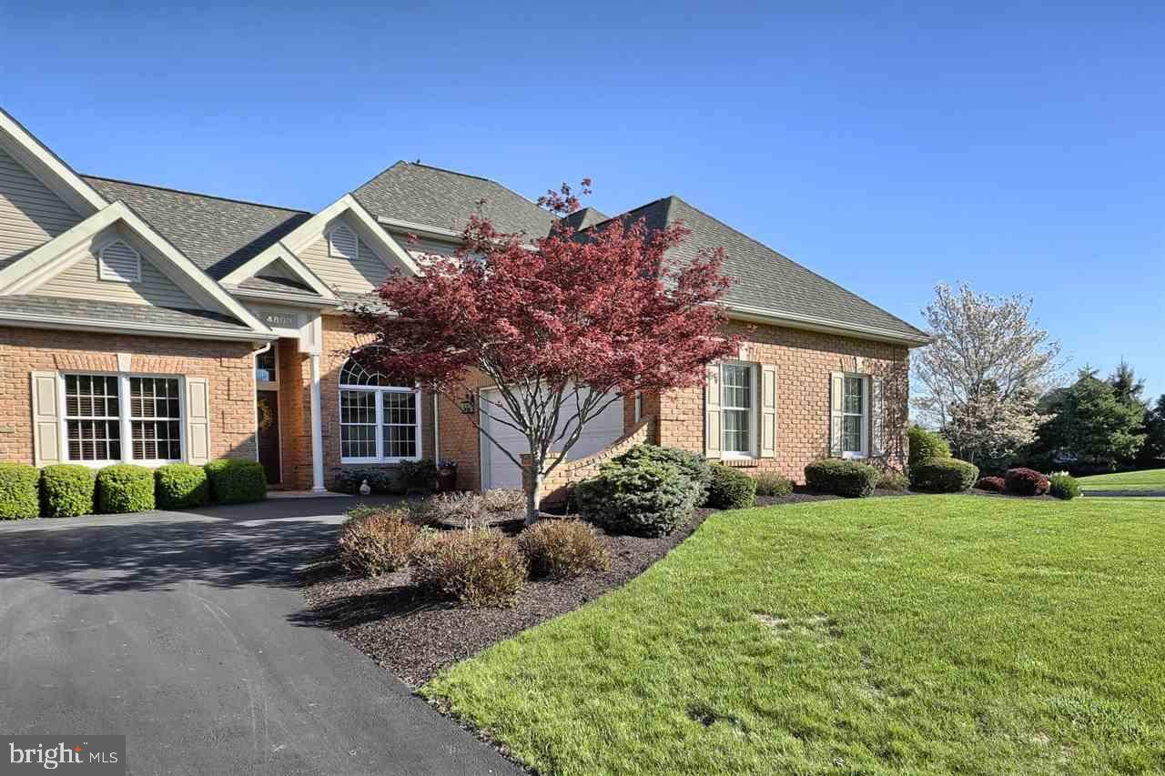 Mechanicsburg, PA 17050,4800 OAKMONT GRN