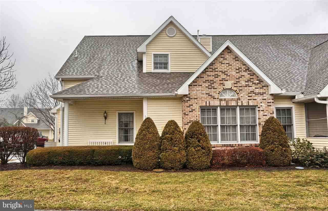 Mechanicsburg, PA 17055,571 BRIGHTON PL