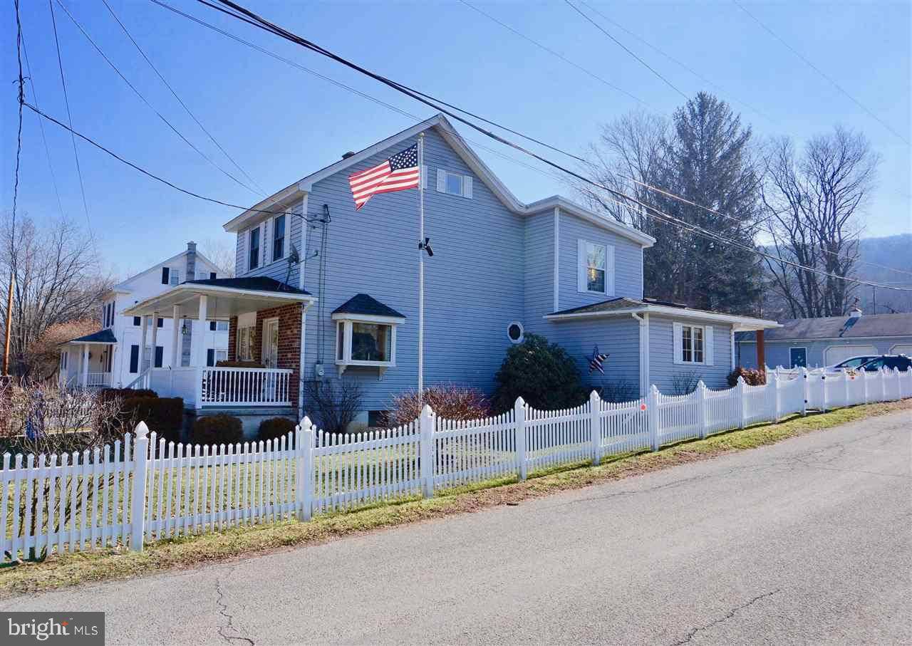 Williamstown, PA 17098,106 SOUTH ST