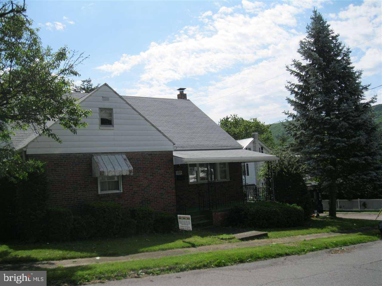 Williamstown, PA 17098,305 RAY ST