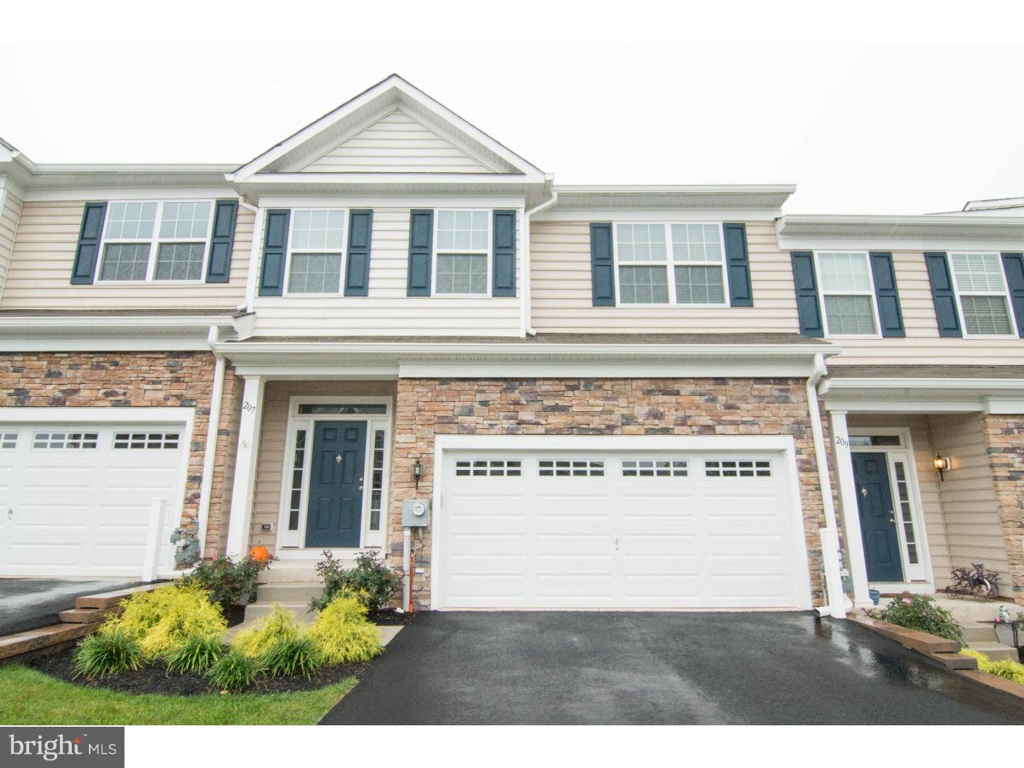 Royersford, PA 19468,207 FAIRFIELD CIR WEST