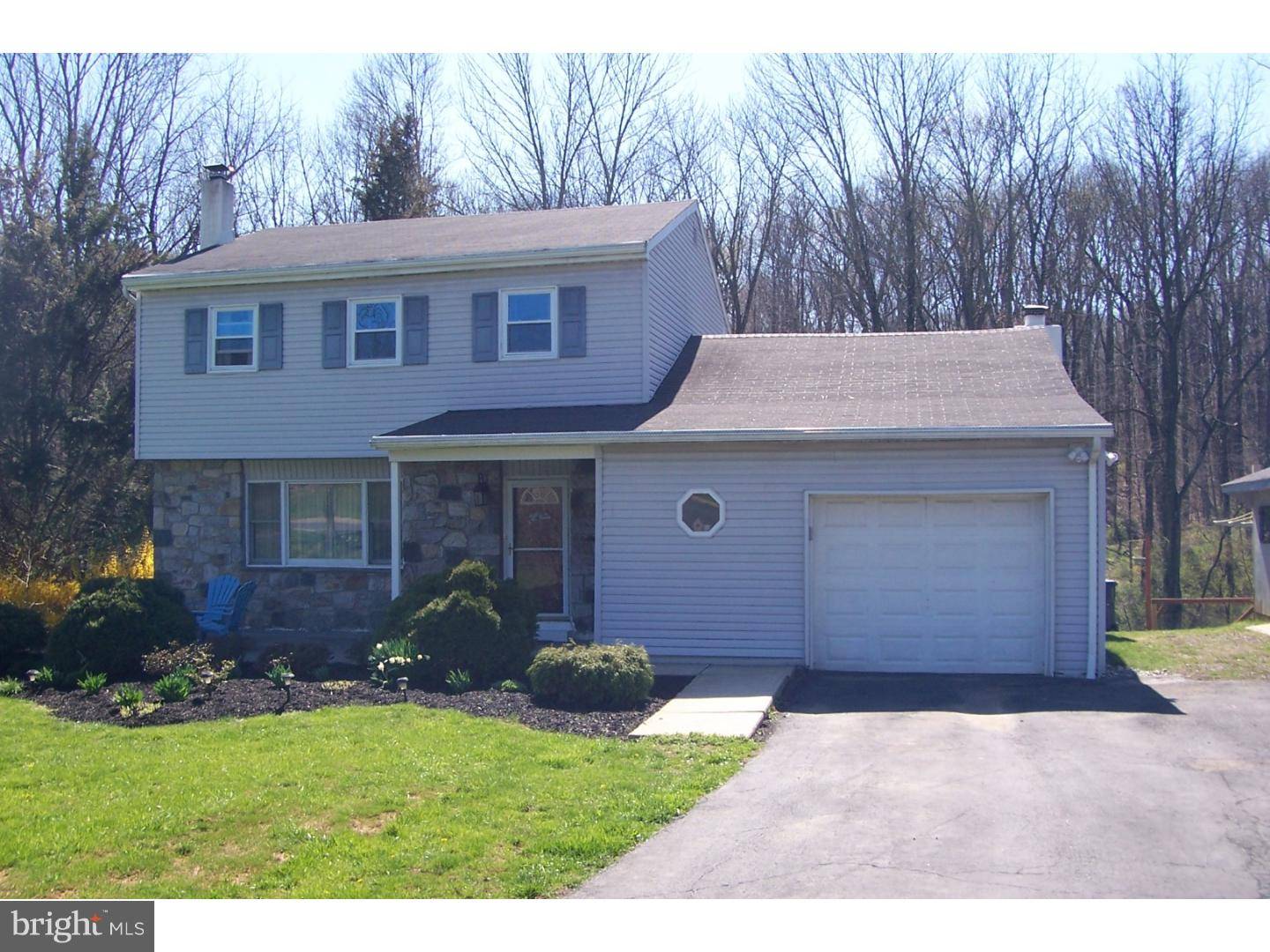 Pottstown, PA 19464,76 MAPLE LEAF LN