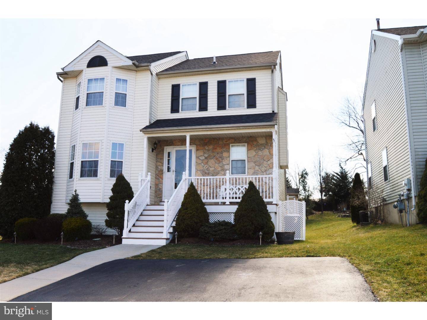 Aston, PA 19014,711 SPRINGTON CIR