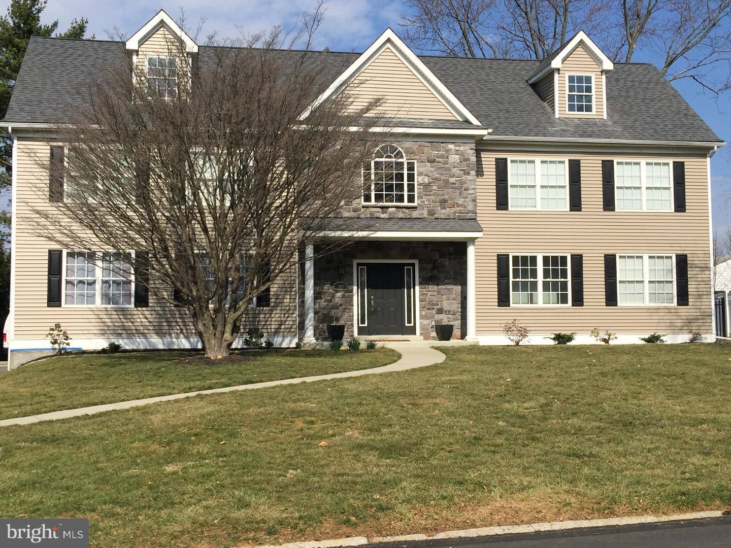 Newtown Square, PA 19073,109 HUNT CLUB LN