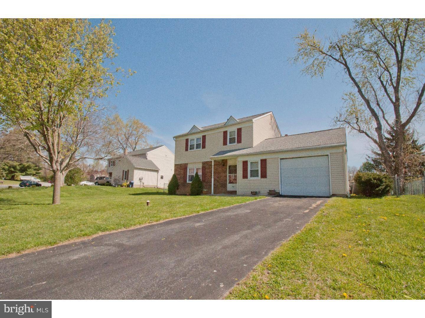 Upper Chichester, PA 19061,2617 PENNLYN DR