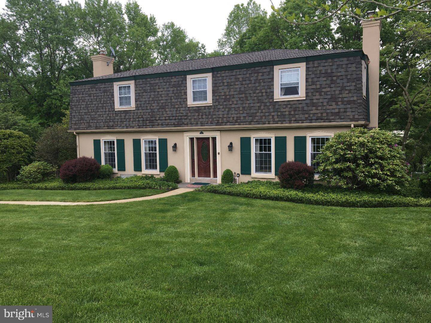 Newtown Square, PA 19073,837 PADDOCK DR