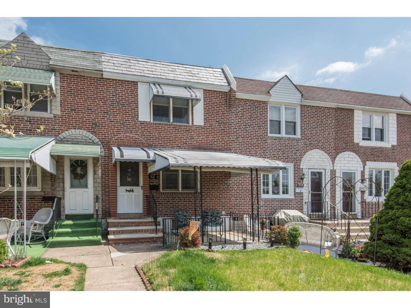 Glenolden, PA 19036,715 HILLCREST DR