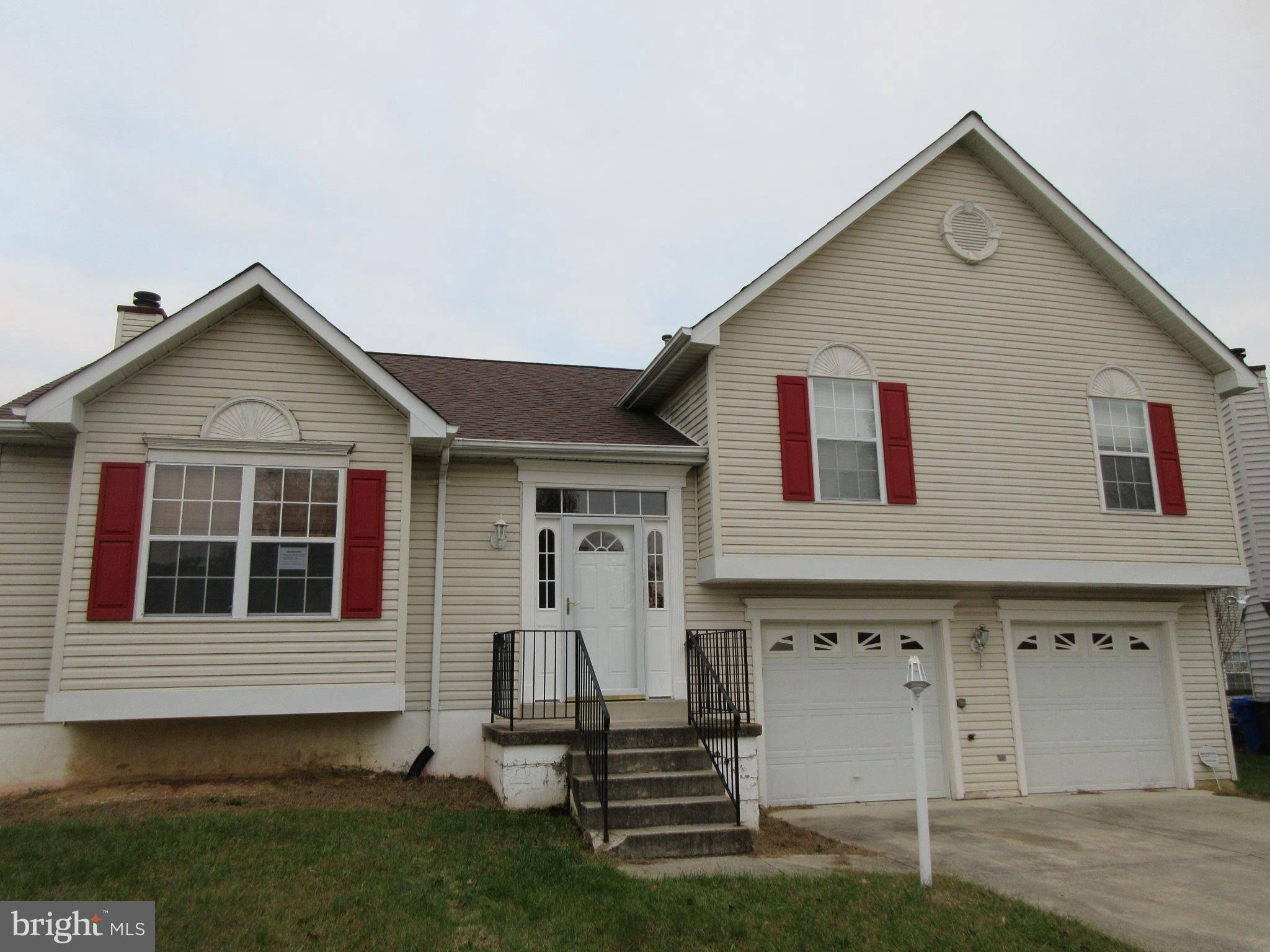 Waldorf, MD 20603,5504 MOONFISH CT