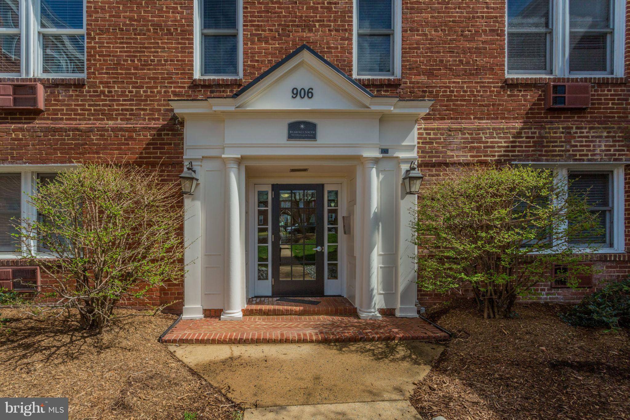 Alexandria, VA 22314,906 WASHINGTON ST S #307