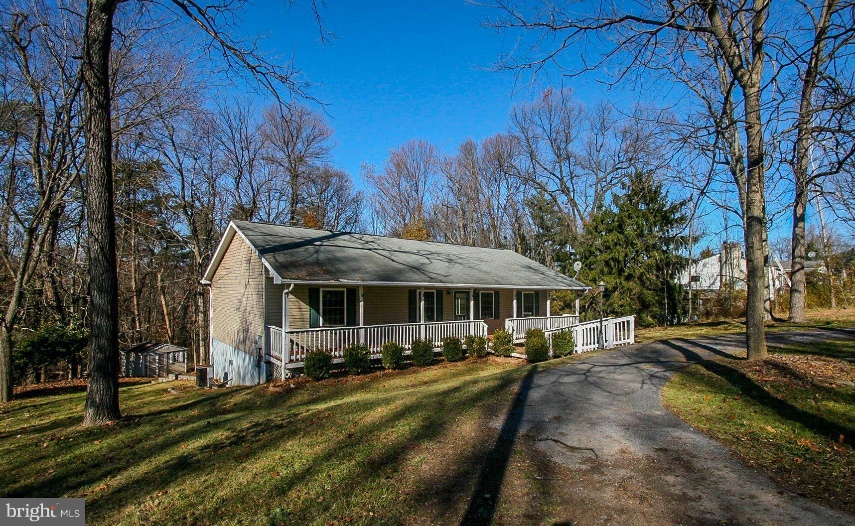 Harpers Ferry, WV 25425,107 GREAT OAK LN