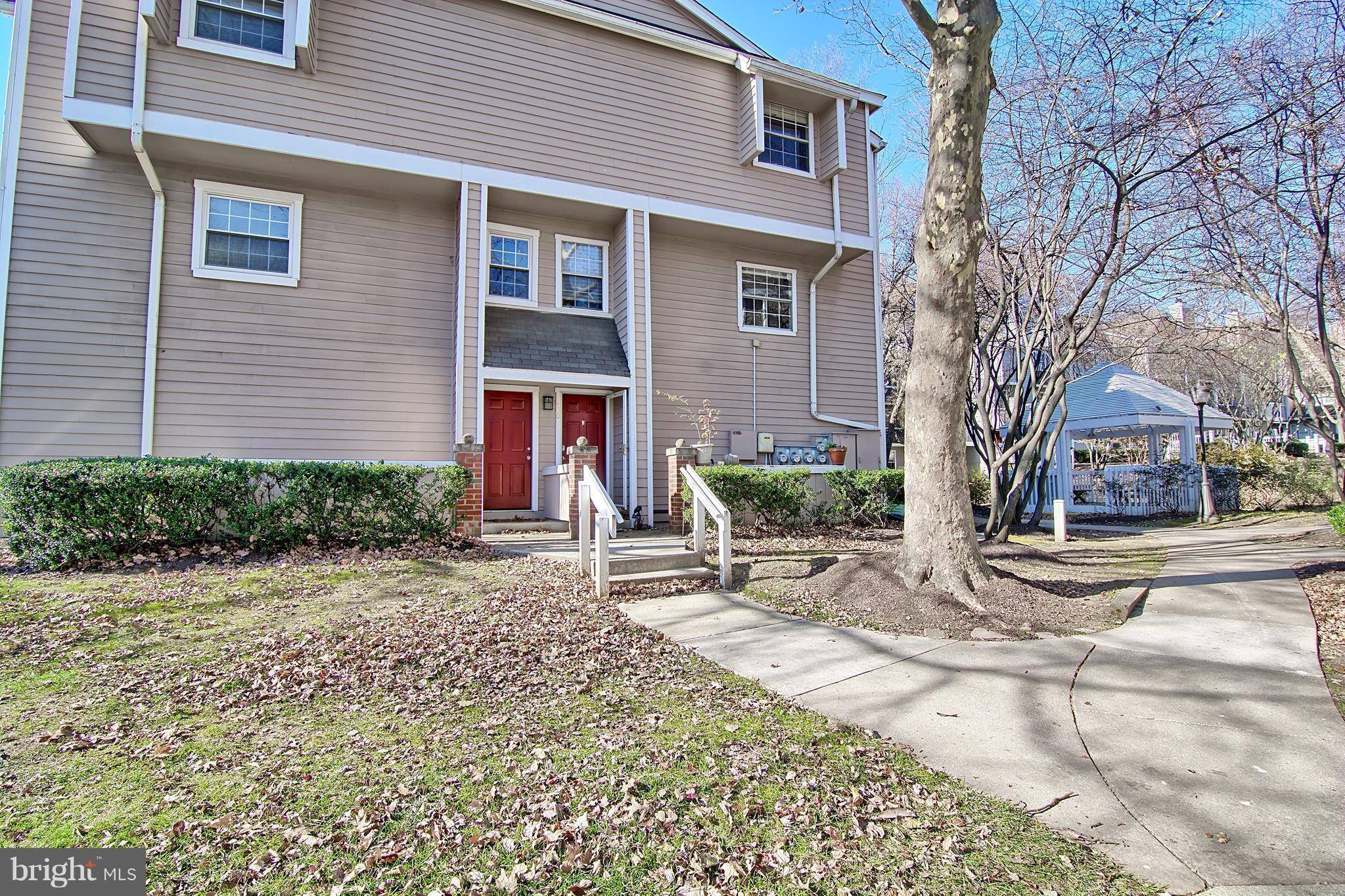 Rockville, MD 20852,5821 INMAN PARK CIR #400