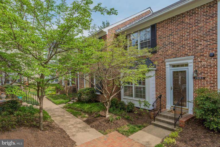 Arlington, VA 22206,2528-C ARLINGTON MILL DR #3