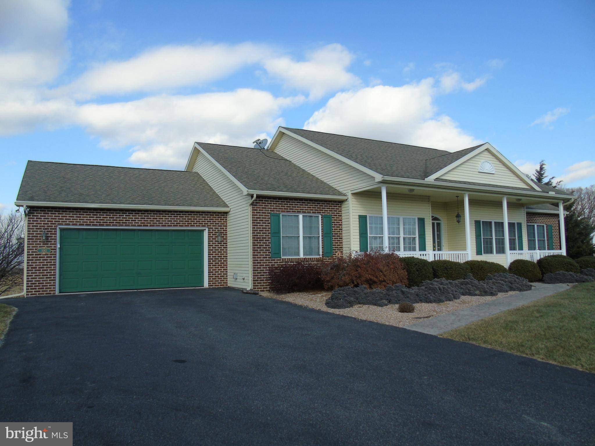 Chambersburg, PA 17202,1062 CRANBERRY DR