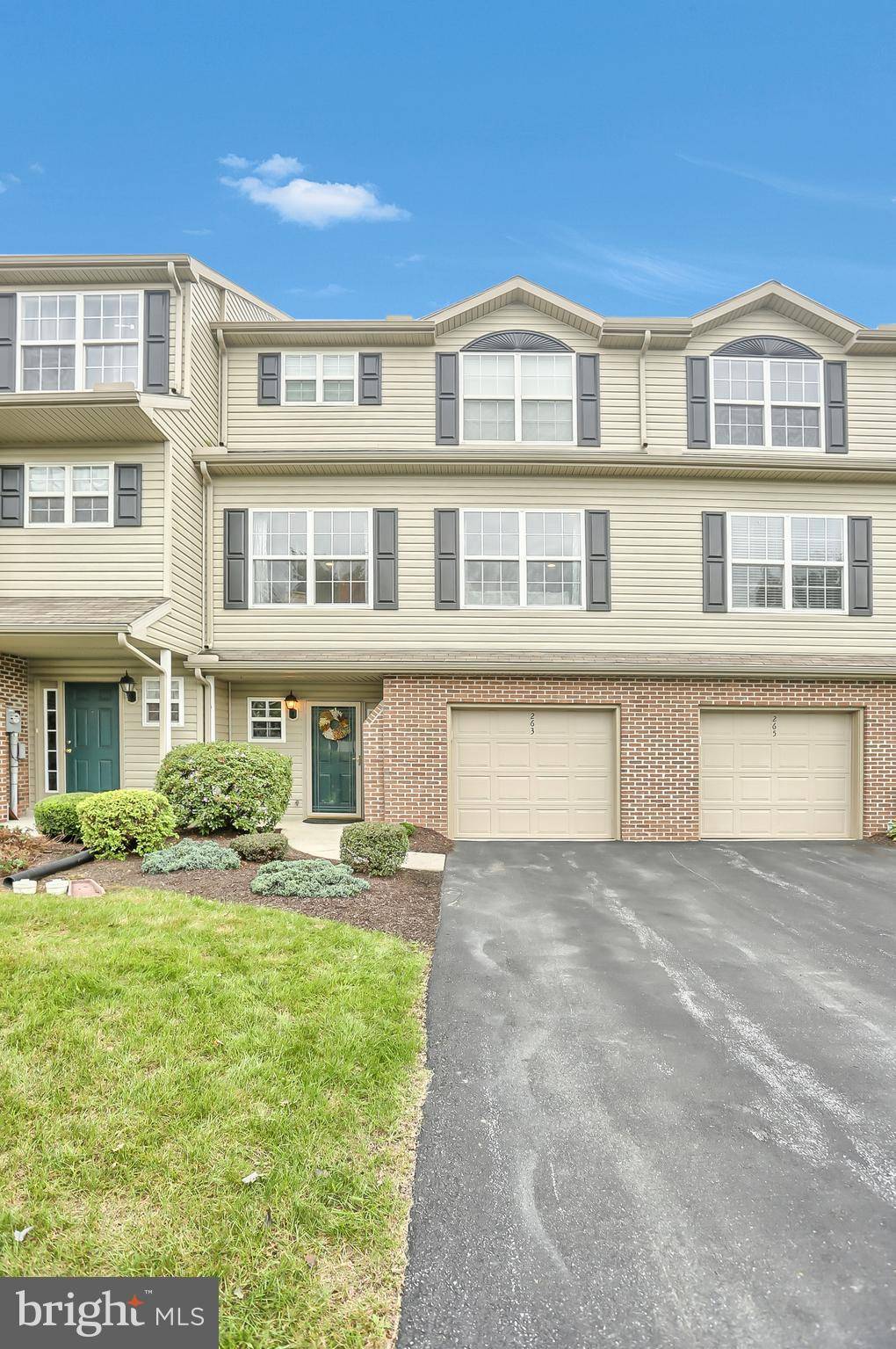 Hummelstown, PA 17036,263 OSPREY LN