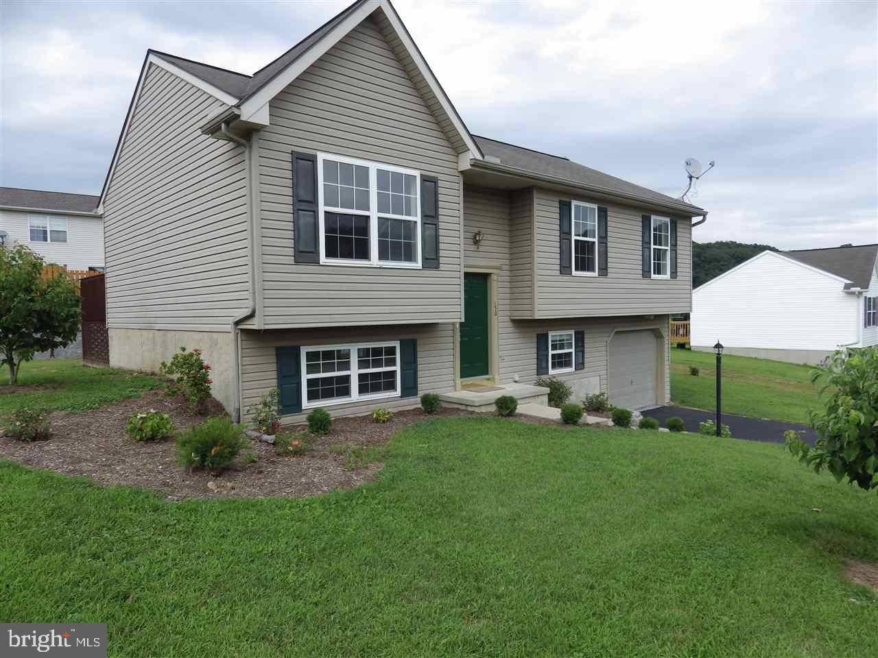 Mt Wolf, PA 17347,150 DEVONSHIRE CT