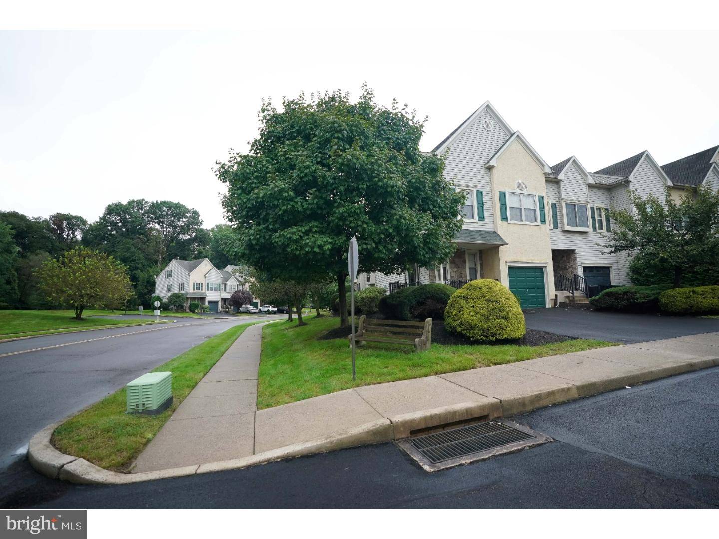 Southampton, PA 18966,739 DELL CT