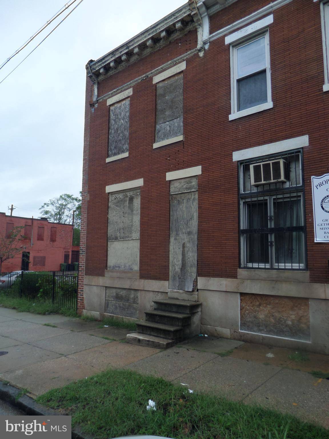 Baltimore, MD 21213,2504 E PRESTON ST