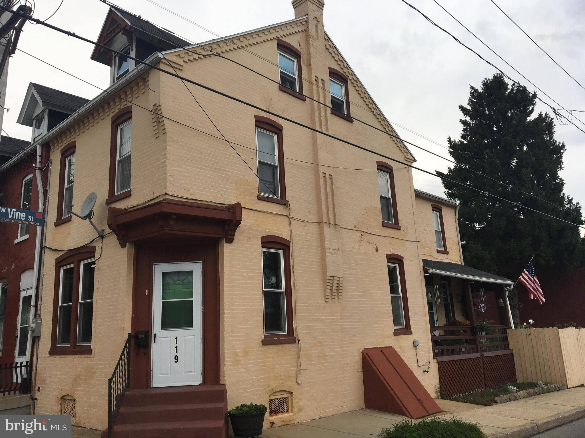 Lancaster, PA 17603,119 FAIRVIEW AVE