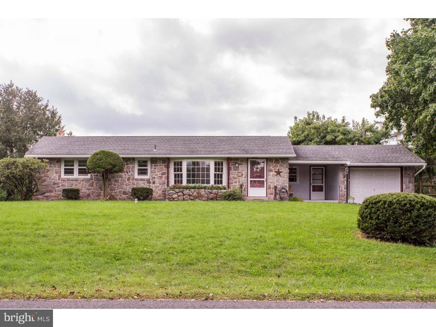 Pennsburg, PA 18073,1603 LLOYD LN