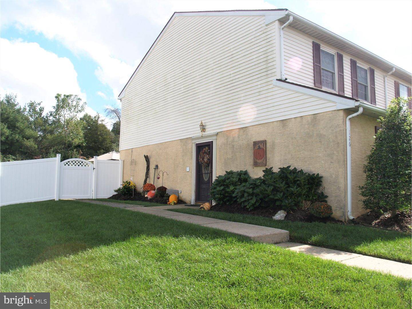 Quakertown, PA 18951,126 LAUREL CT