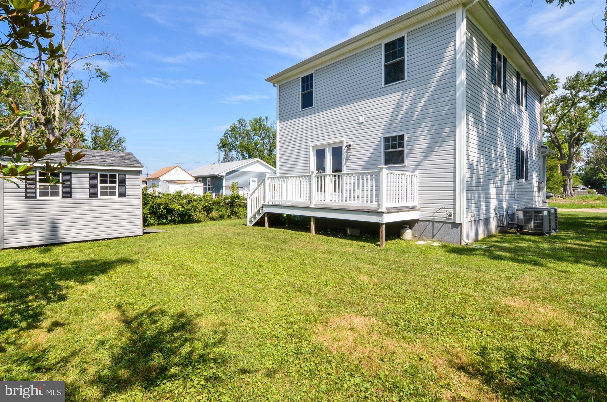 Colonial Beach, VA 22443,222 SULGRAVE ST