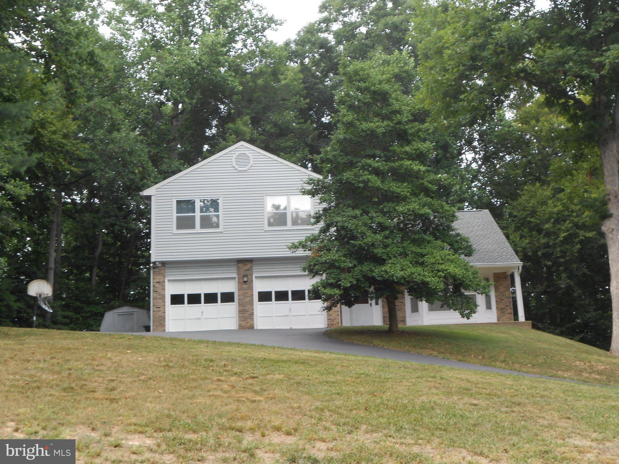 Manassas, VA 20112,6116 RIVER FOREST DR