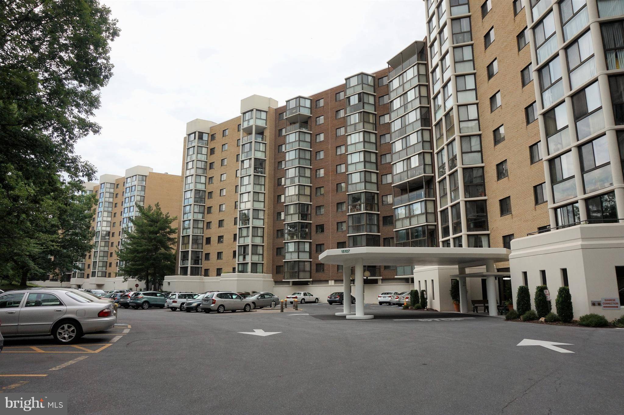 Silver Spring, MD 20906,15107 INTERLACHEN DR #209