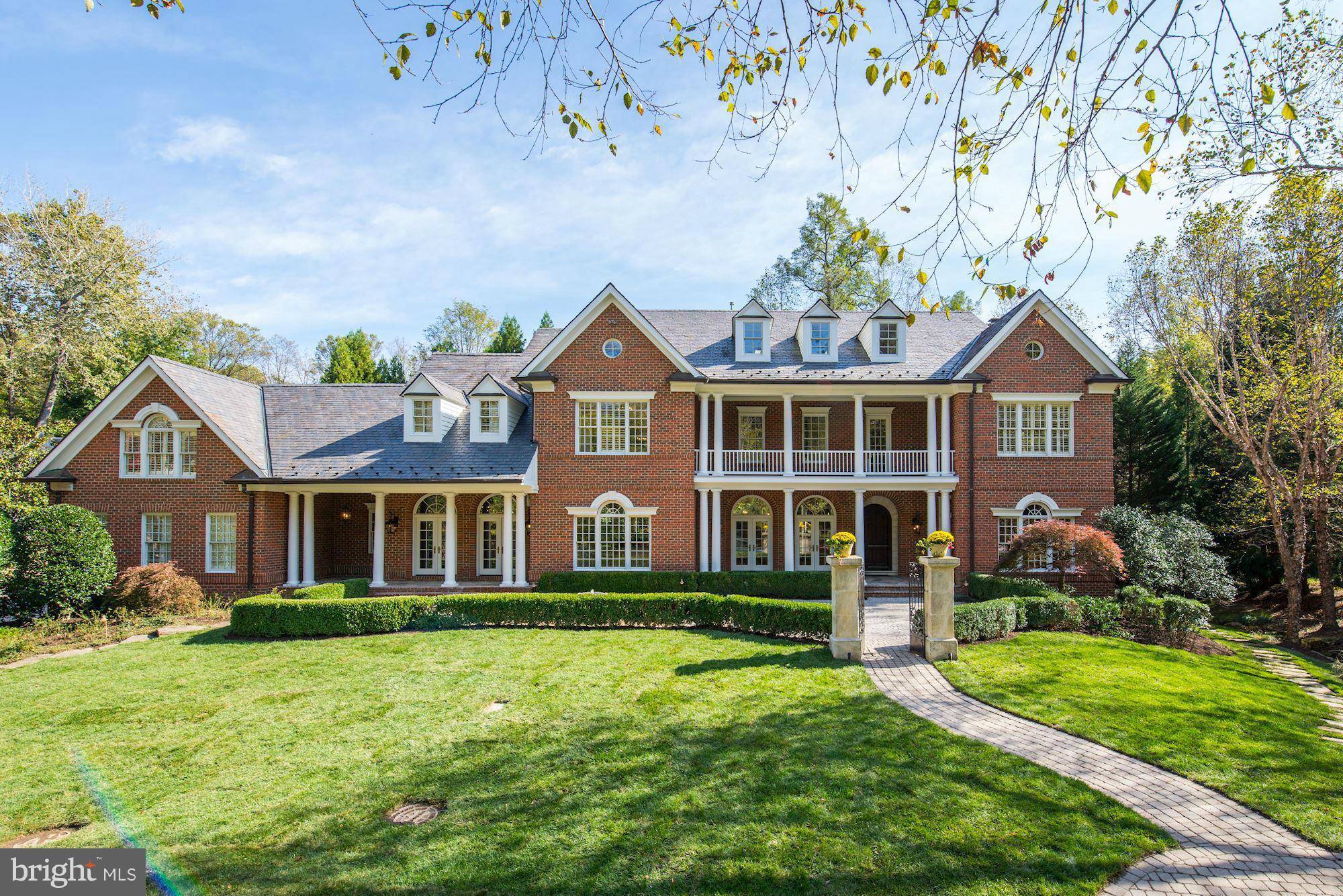 Mclean, VA 22101,1091 LANGLEY FORK LN