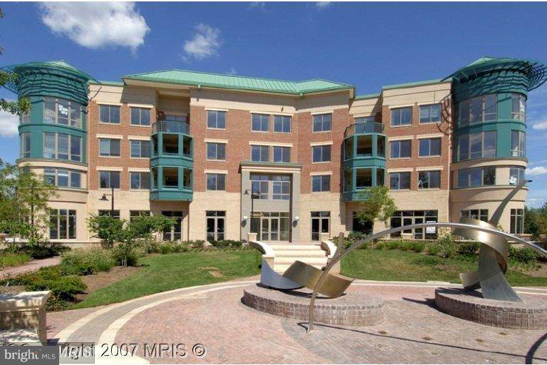 Mclean, VA 22101,1450 EMERSON AVE #417