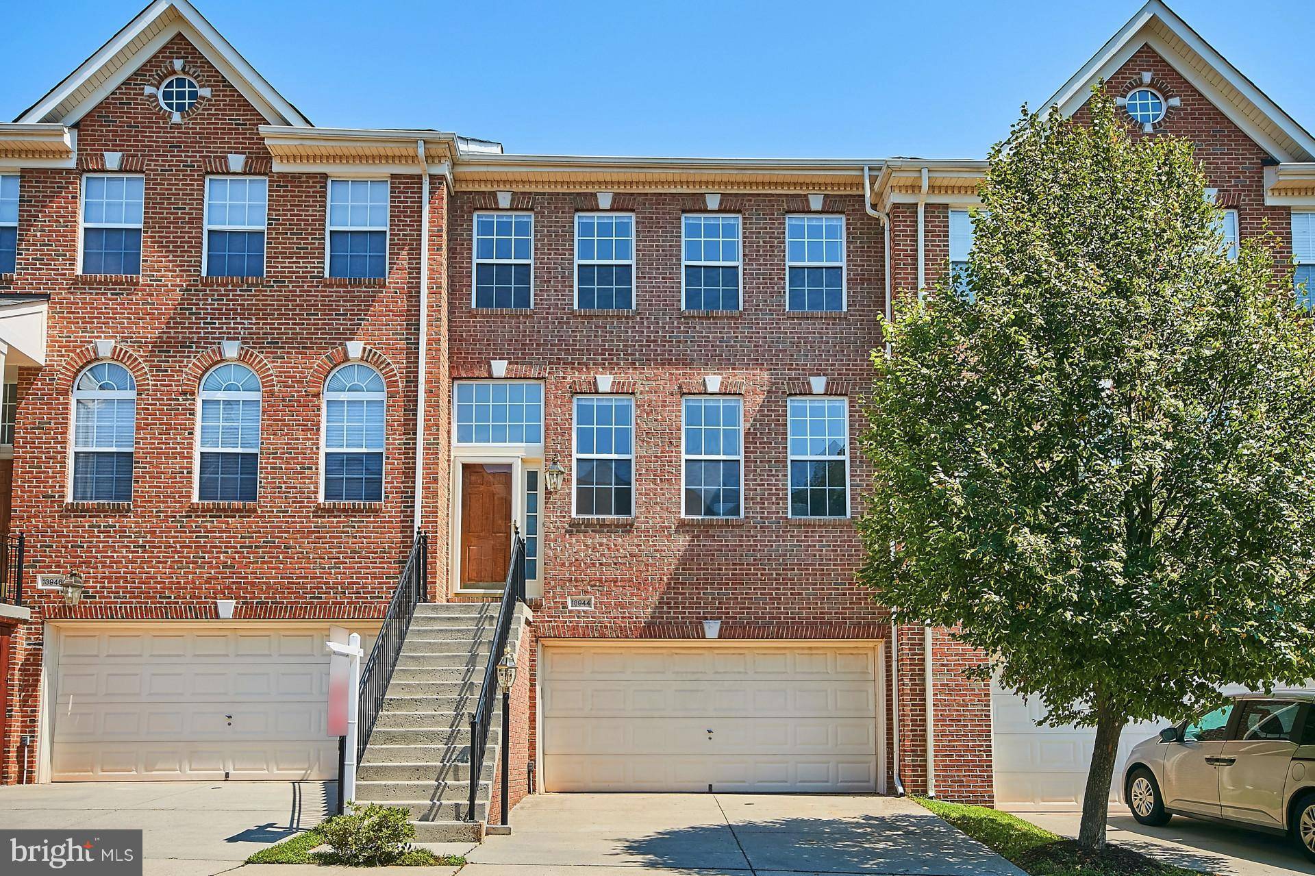 Chantilly, VA 20151,13944 JAMES CROSS ST