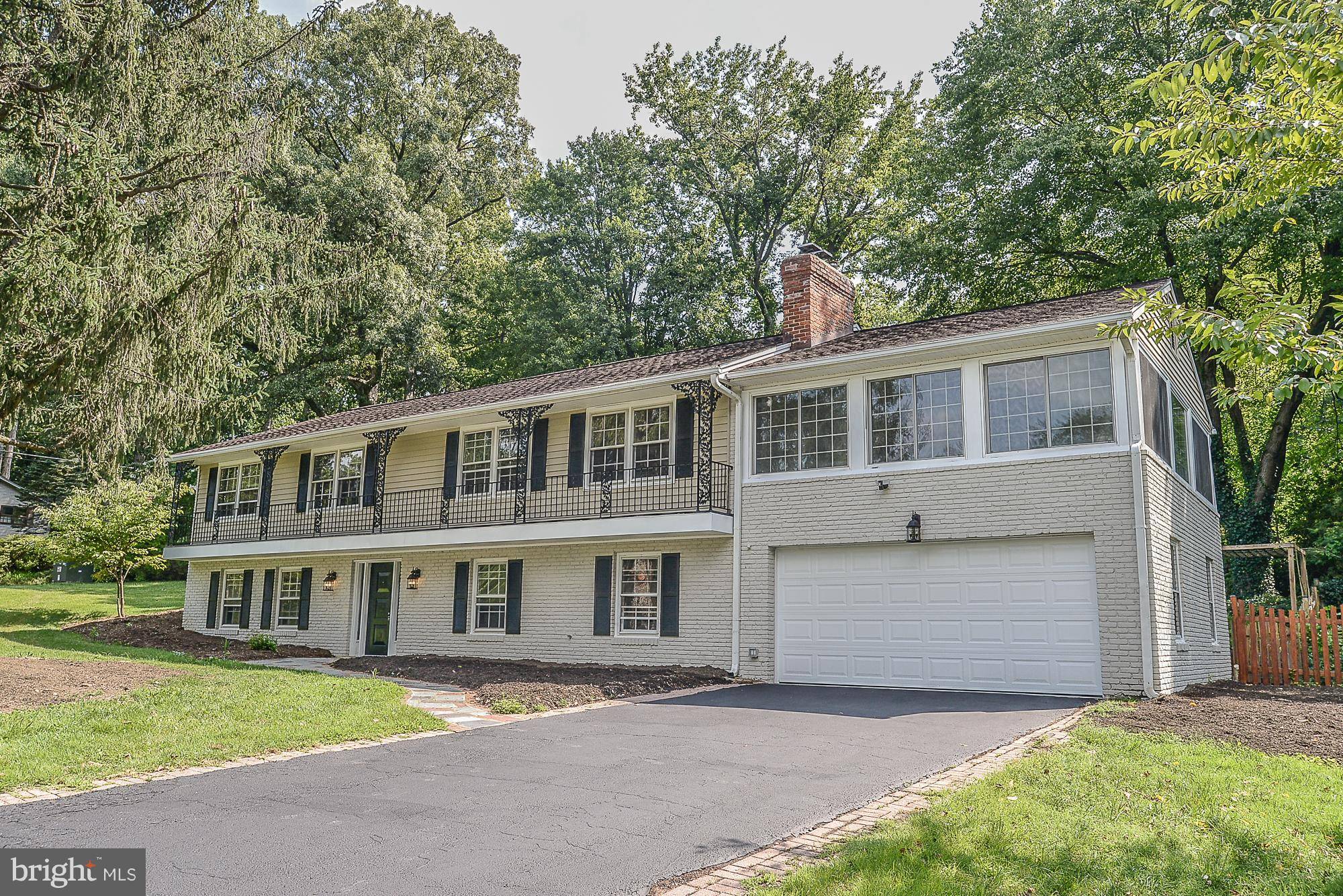 Falls Church, VA 22044,3409 WILLOW TREE LN