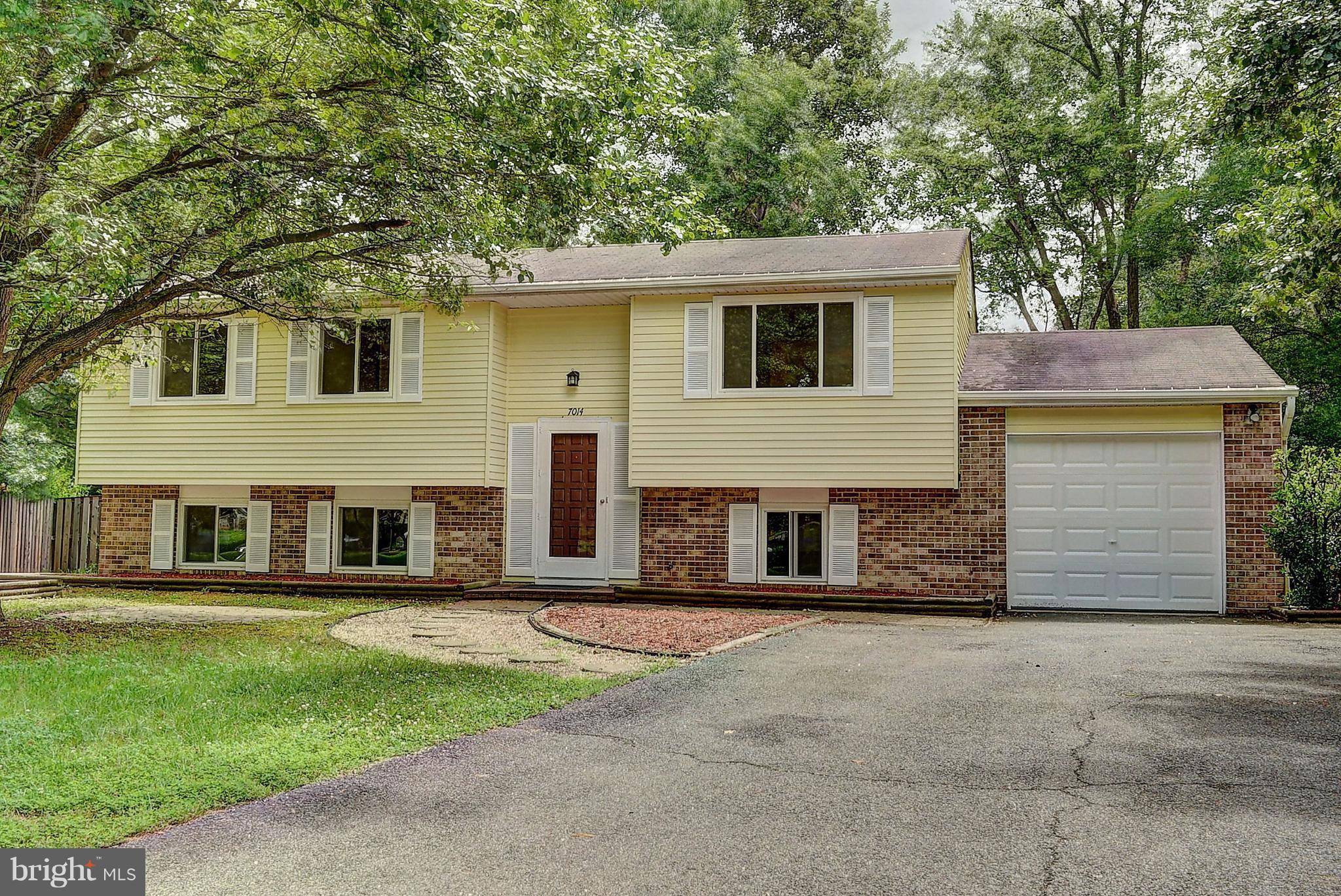 Alexandria, VA 22306,7014 BEDROCK RD