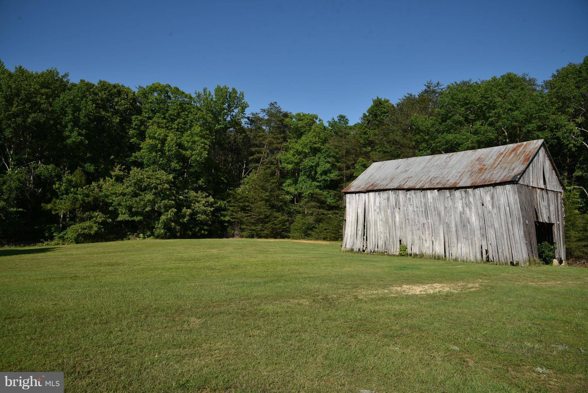 Indian Head, MD 20640,7694 LOGGING LN