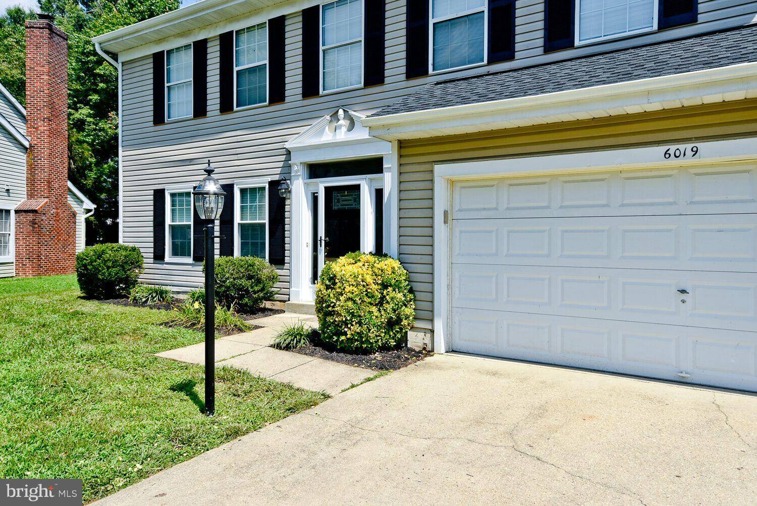 Waldorf, MD 20603,6019 HARBOR SEAL CT