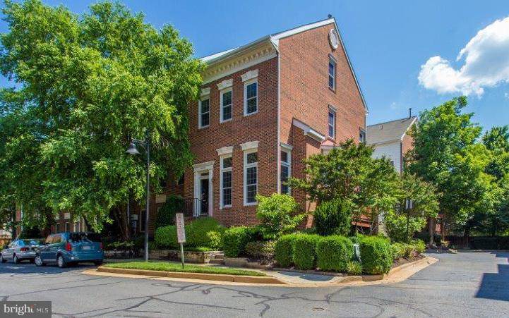 Alexandria, VA 22311,4659 KIRKLAND PL