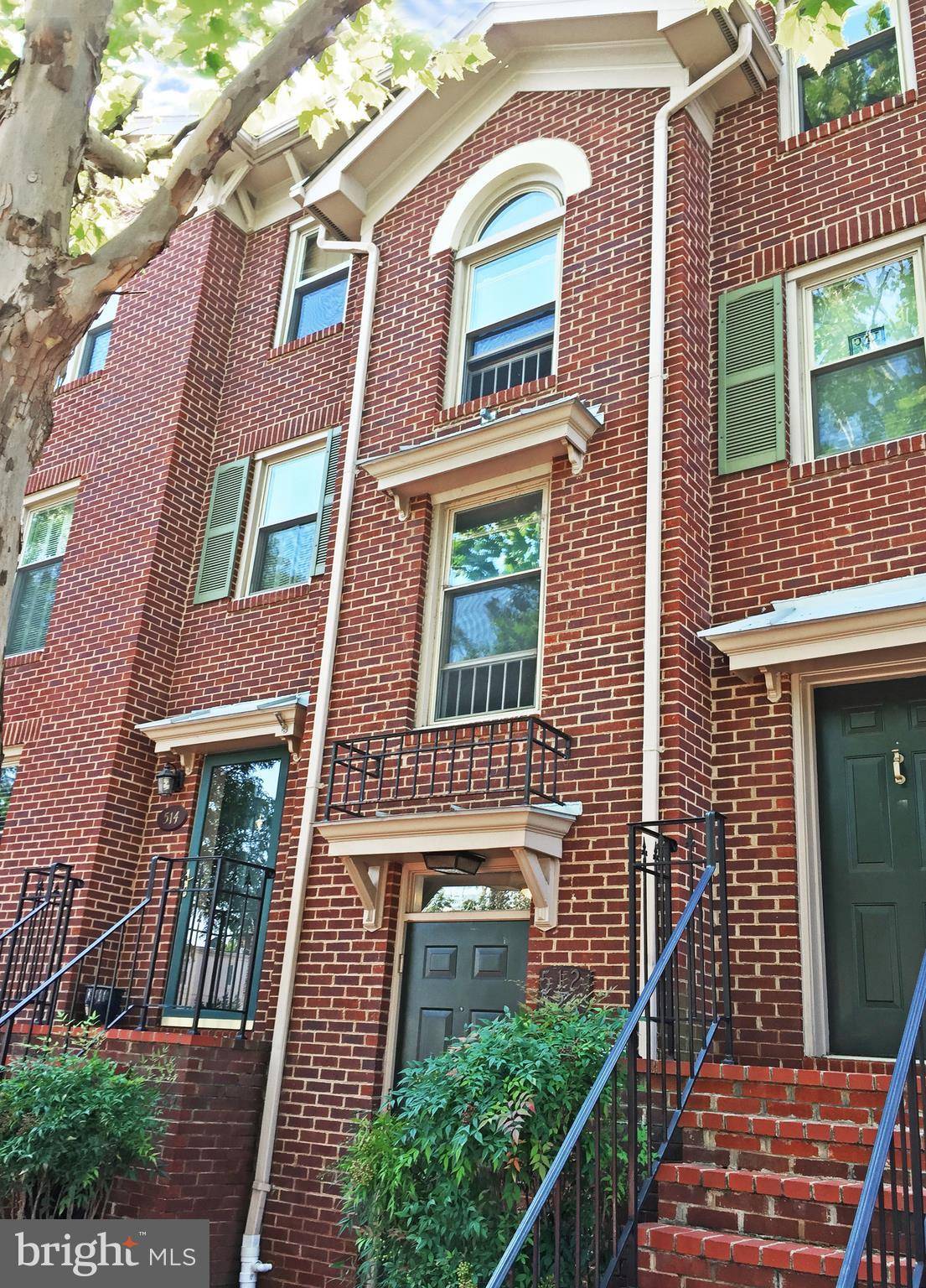 Alexandria, VA 22314,526 WEST ST N #526