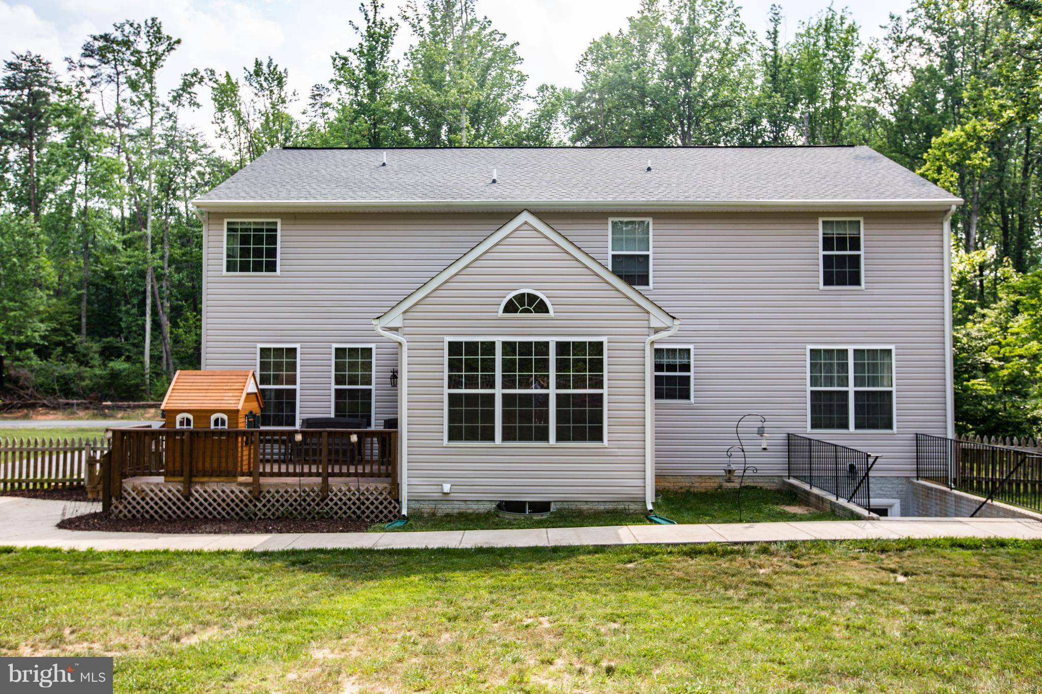 Fredericksburg, VA 22407,7909 ELAND DR