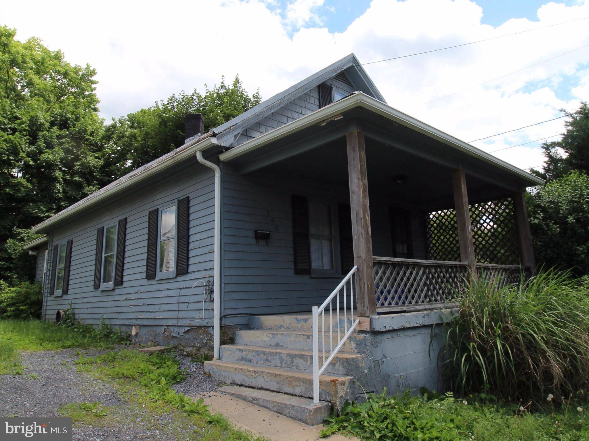 Strasburg, VA 22657,148 CAPON ST