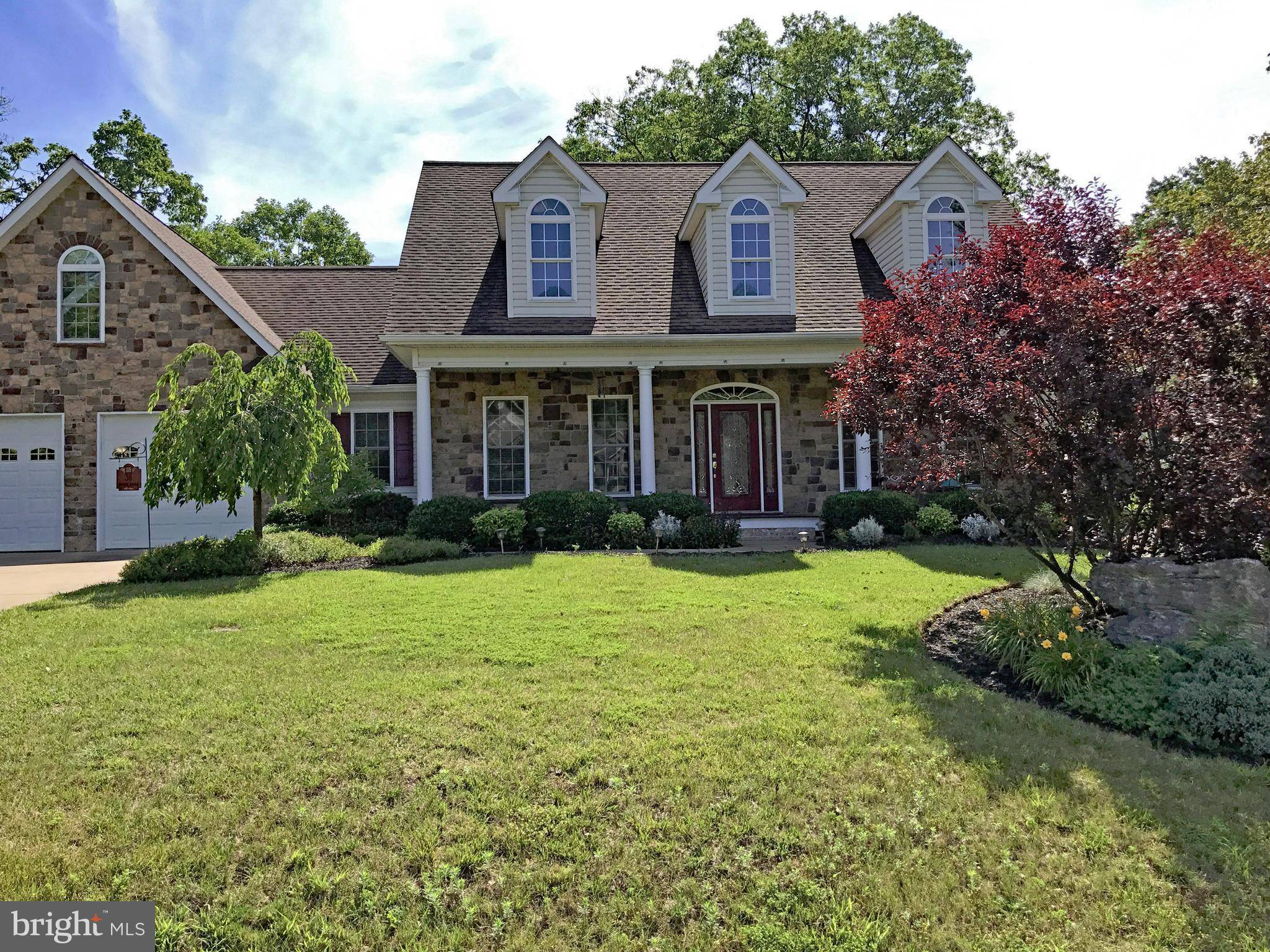 Edinburg, VA 22824,36 MANOR DR