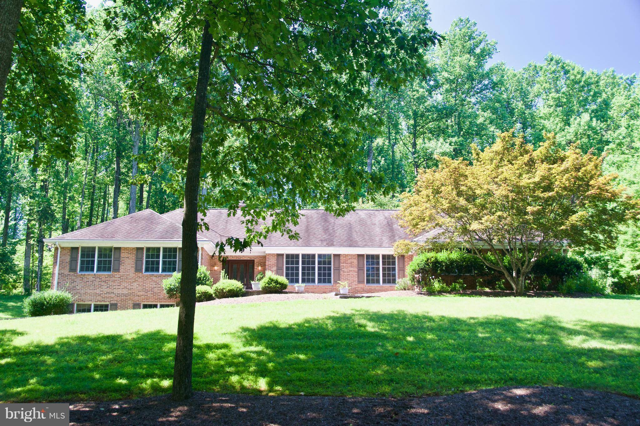 Broad Run, VA 20137,5920 HUNTON WOOD DR