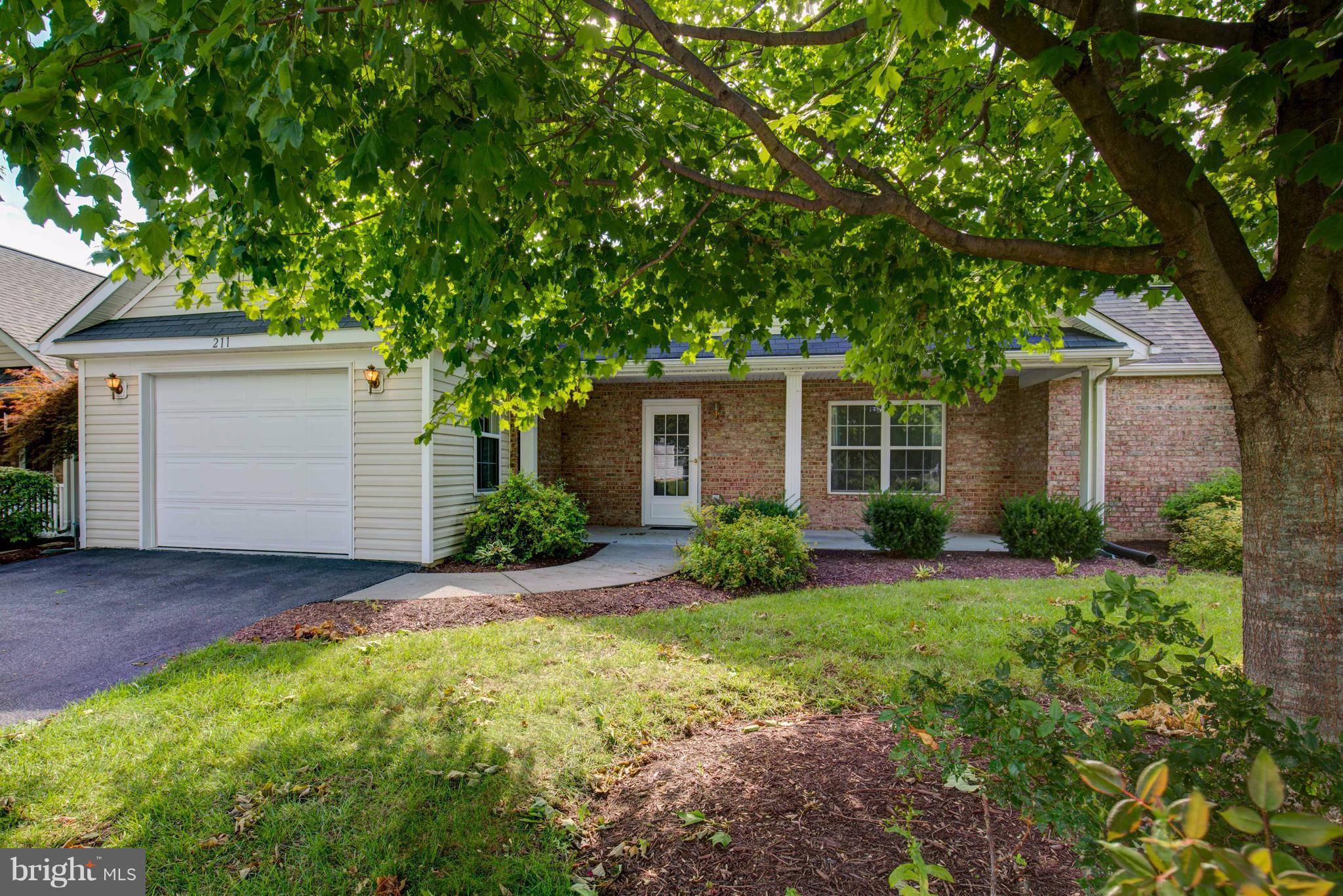 Winchester, VA 22602,211 KNOLLWOOD CT