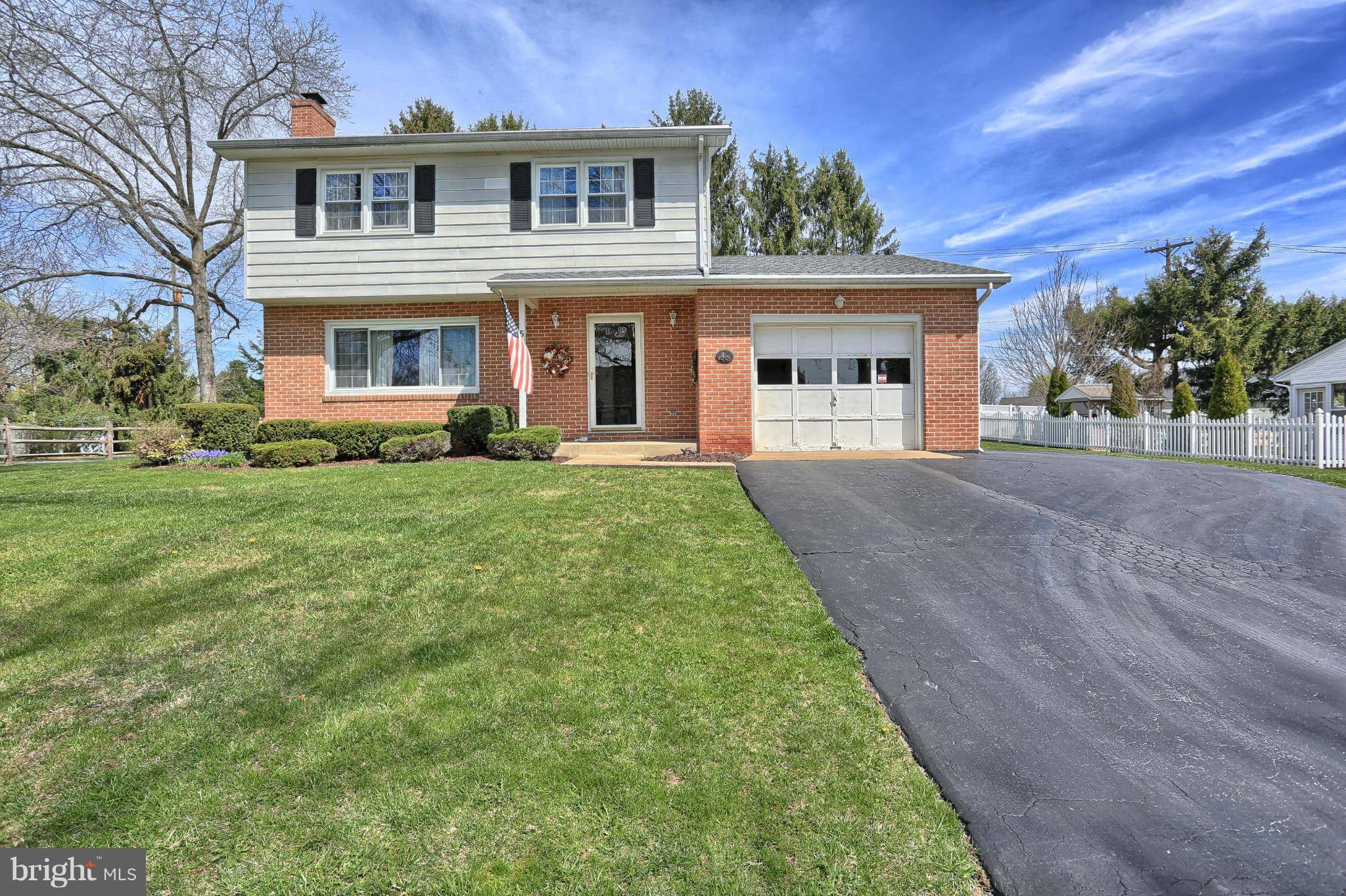 Shippensburg, PA 17257,511 WESTOVER RD