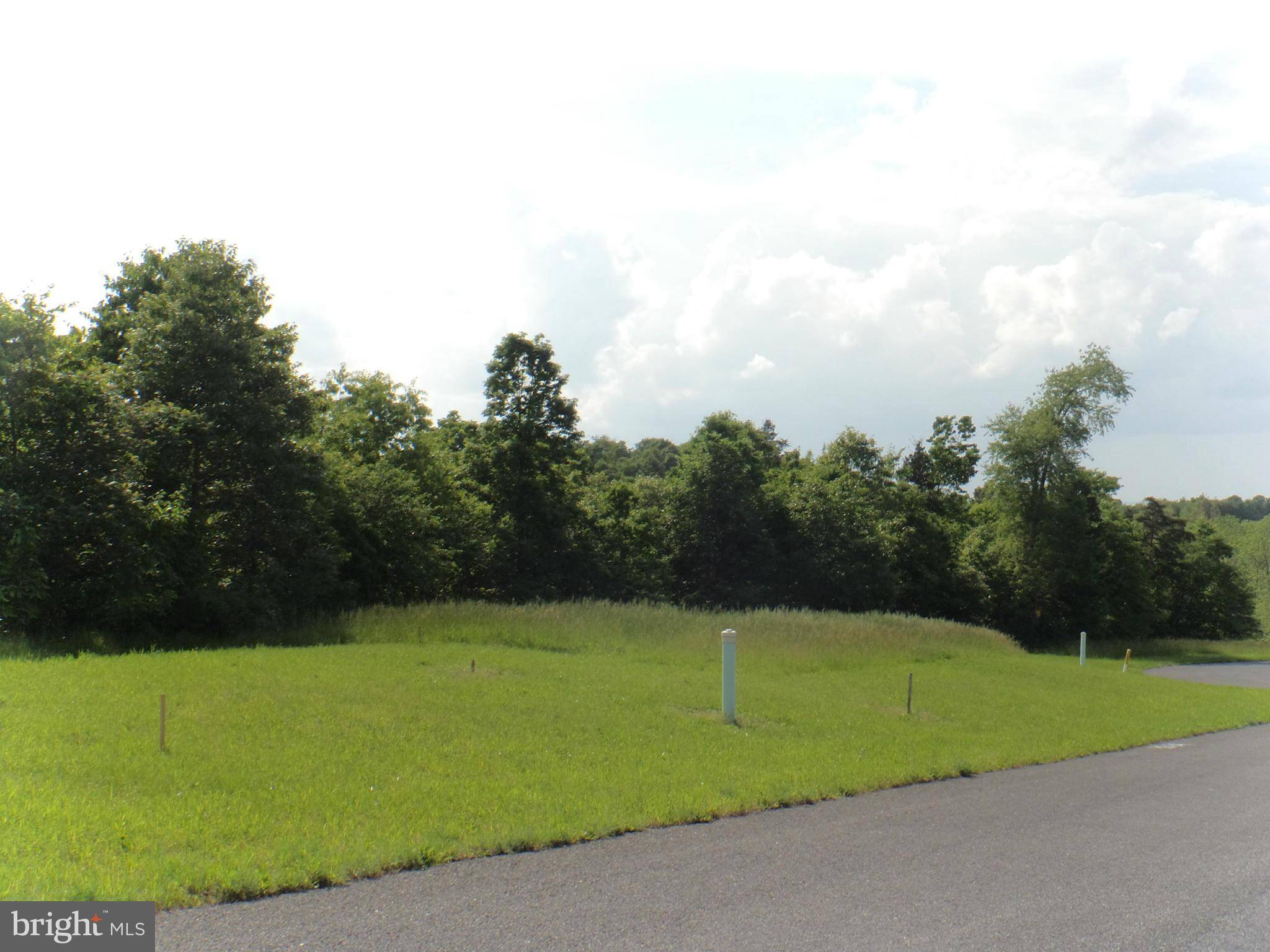 Greencastle, PA 17225,-LOT 33 HELENS DR