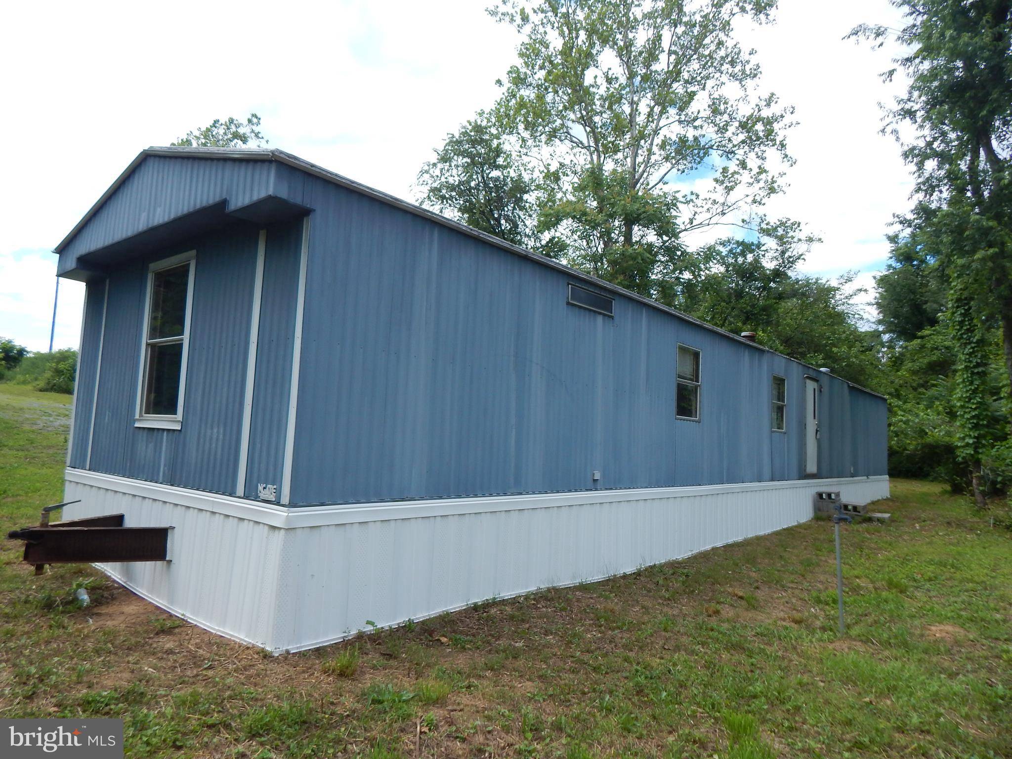 Kearneysville, WV 25430,485 BUNKHOUSE RD