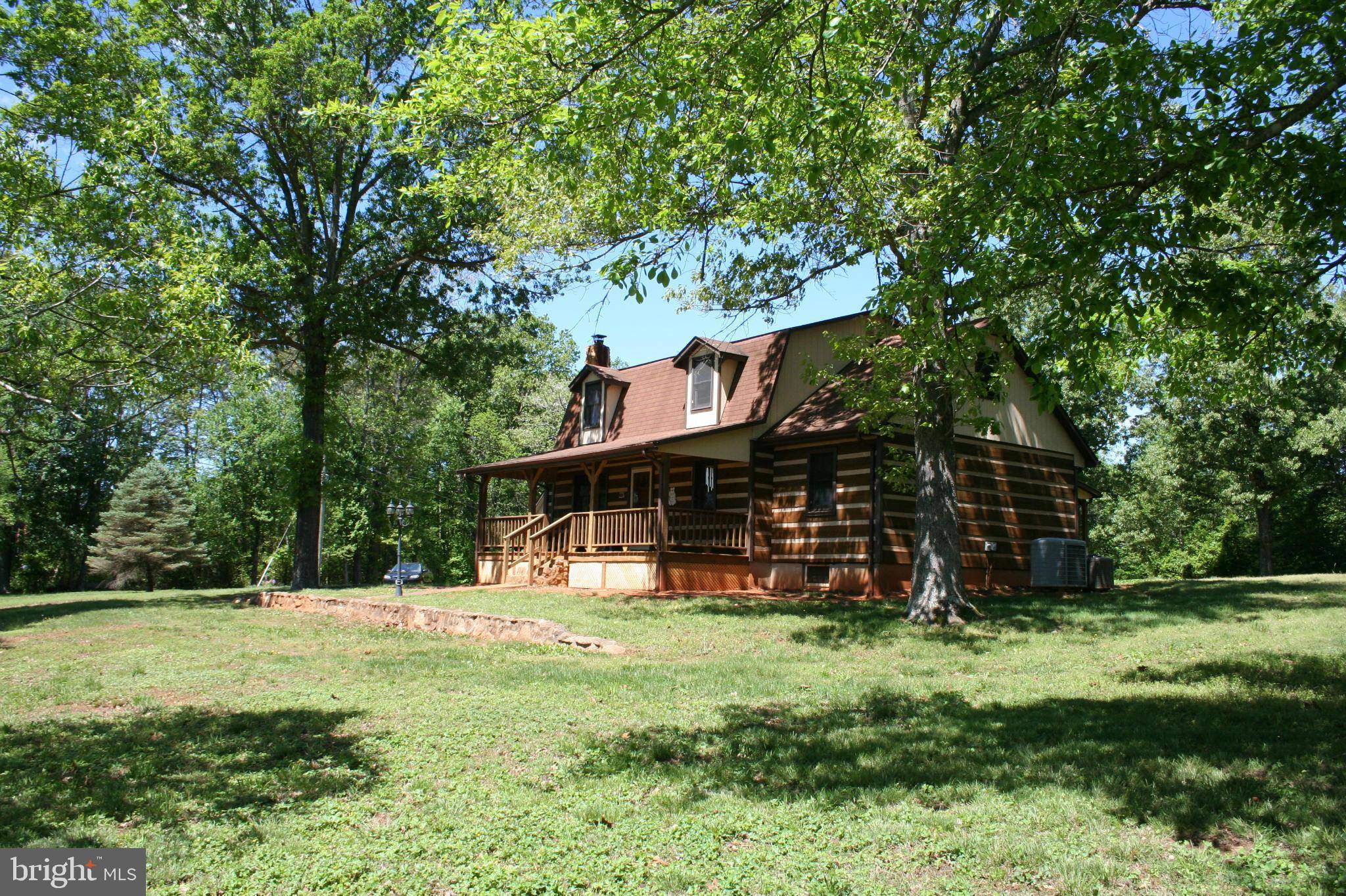 Reva, VA 22735,163 ABELLS HOLLER LOG LN